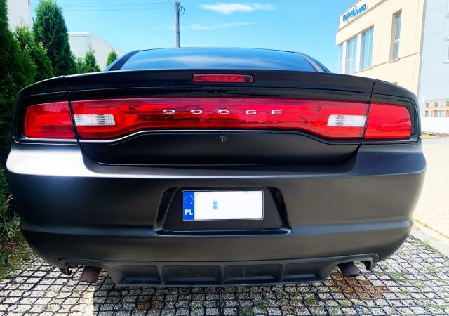 zmiana koloru dodge charger